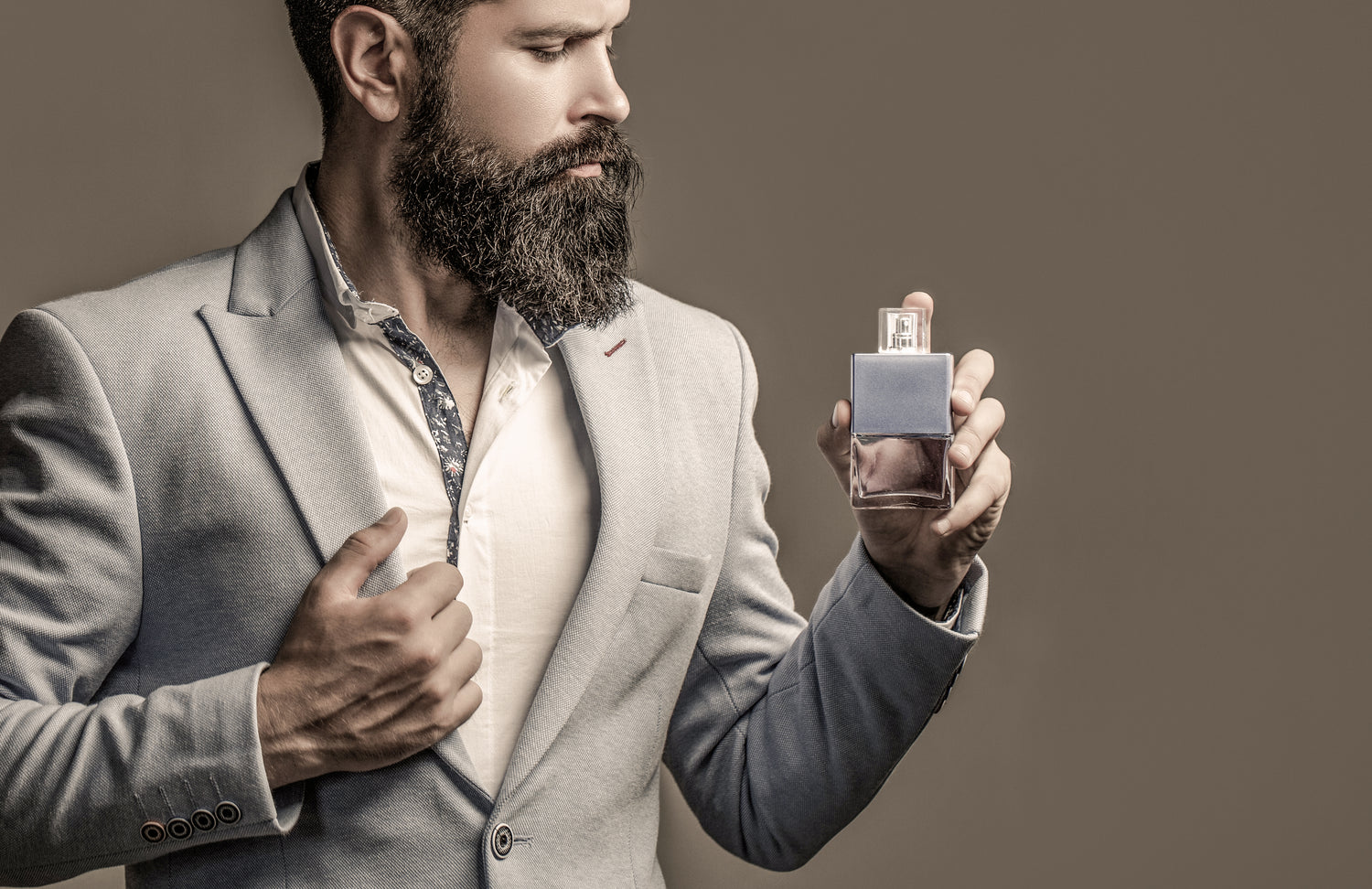 Top 6 Best-Selling Men's Fragrances: A Journey Through Masculine Scents